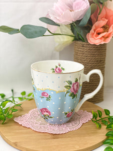 Hand made doily for tea mug