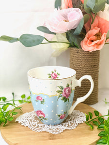 Hand made doily for tea mug