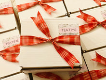 Load image into Gallery viewer, Bone China Merry Christmas gift box